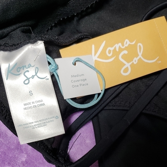 Kona Sol 1 Piece Plunge Halter Low Back Black NWT - Picture 5 of 9